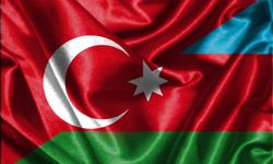 Azerbaycan Savunma Bakanı Türkiye'ye şehit olan 6 asker için taziye mesajı yolladı