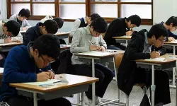 Güney Koreli Öğrenciler Üniversiteye Giriş Sınavındaki Zil Hatası Nedeniyle Dava Açtı