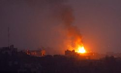 İsrail gece boyu Gazze'yi vurarak 37 can daha aldı