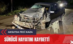 Antalya'da otomobil ile çarpışan motosikletin sürücüsü hayatını kaybetti