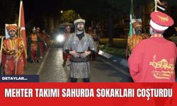 Mehter Takımı Sahurda Sokakları Coşturdu