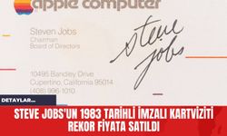 Steve Jobs'un 1983 Tarihli İmzalı Kartviziti Rekor Fiyata Satıldı