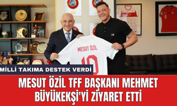 Mesut Özil TFF Başkanı Mehmet Büyükekşi'yi ziyaret etti