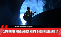 Cumhuriyet Meydanı’nda Kenan Doğulu Rüzgarı Esti