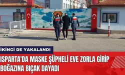 Isparta'da Maske Şüpheli Eve Zorla Girip Boğazına Bıçak Dayadı