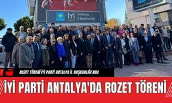 İYİ Parti Antalya'da Rozet Töreni