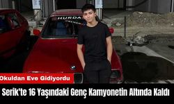 Serik'te 16 Yaşındaki Motosikletli Kamyonetin Altında Kaldı