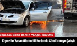 Kepez'de Yanan Otomobili Hortumla Söndürmeye Çalıştı