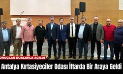 Antalya Kırtasiyeciler Odası İftarda Bir Araya Geldi