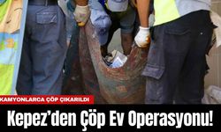 Kepez’den Çöp Ev Operasyonu! Kamyonlarca Çöp Çıkarıldı