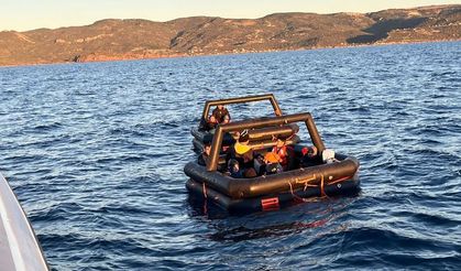 Midilli adası yakınlarında kaçak göçmen botu kurtarıldı