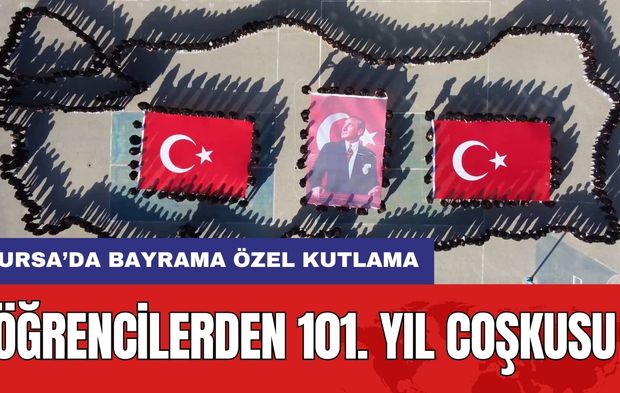 500 öğrenciden özel Cumhuriyet kutlaması