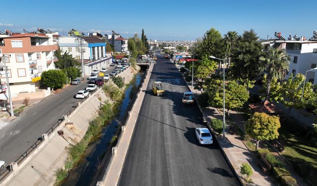 Antalya Büyükşehir Belediyesi Kepez ilçesi asfalt çalışması