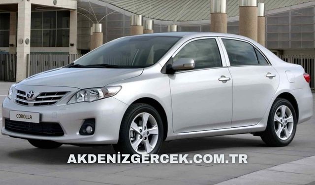 İcradan satılık 2011 model Toyota