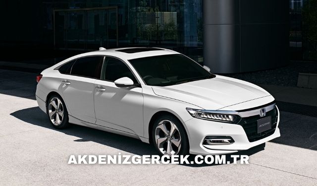 İcradan satılık 2022 model Honda Accord araç