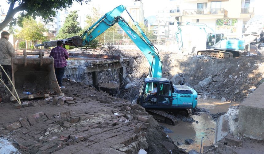 Gavur Deresi’ndeki köprüye yıkım kararı