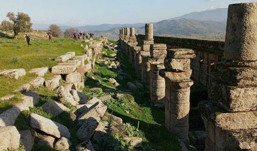 Ekosistemi Koruma ve Doğa Sevenler Derneği antik yollara dikkat çekti